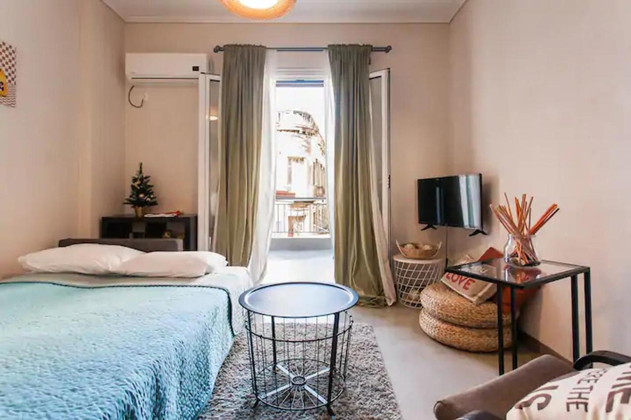 Openair Hot Tub/Big Balcony/Great Boutique Apt Atenas Exterior foto