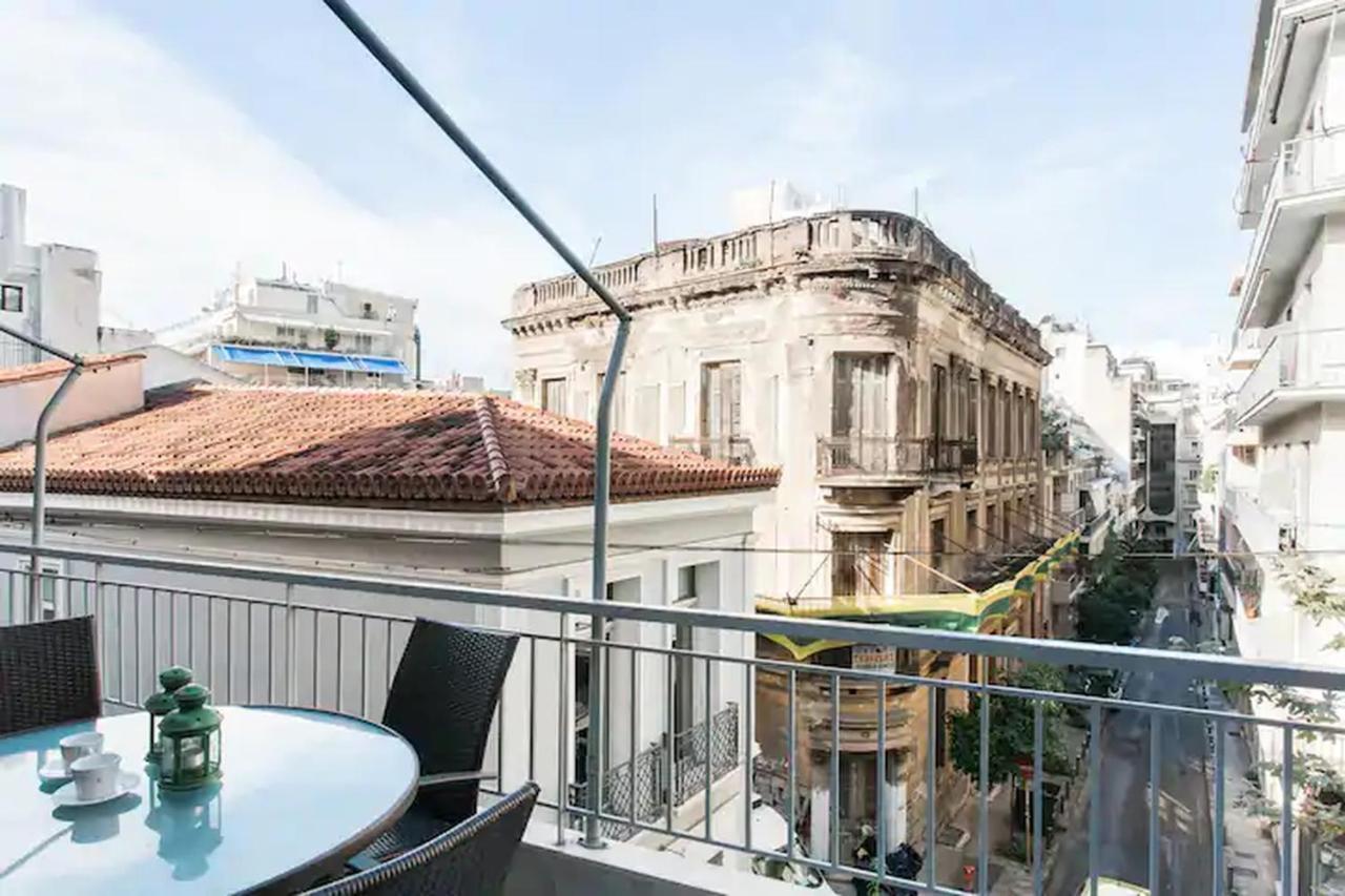 Openair Hot Tub/Big Balcony/Great Boutique Apt Atenas Exterior foto