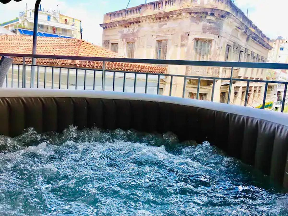 Openair Hot Tub/Big Balcony/Great Boutique Apt Atenas Exterior foto