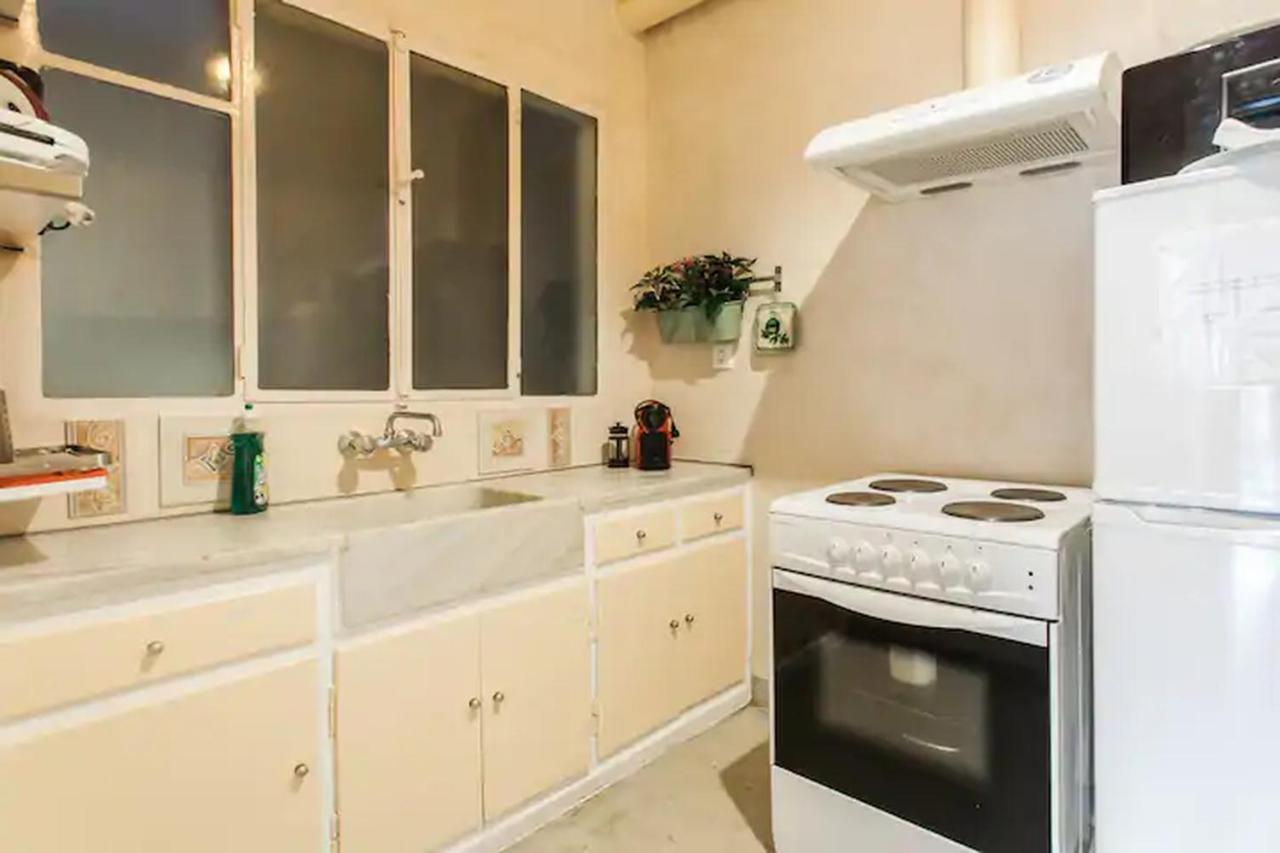 Openair Hot Tub/Big Balcony/Great Boutique Apt Atenas Exterior foto